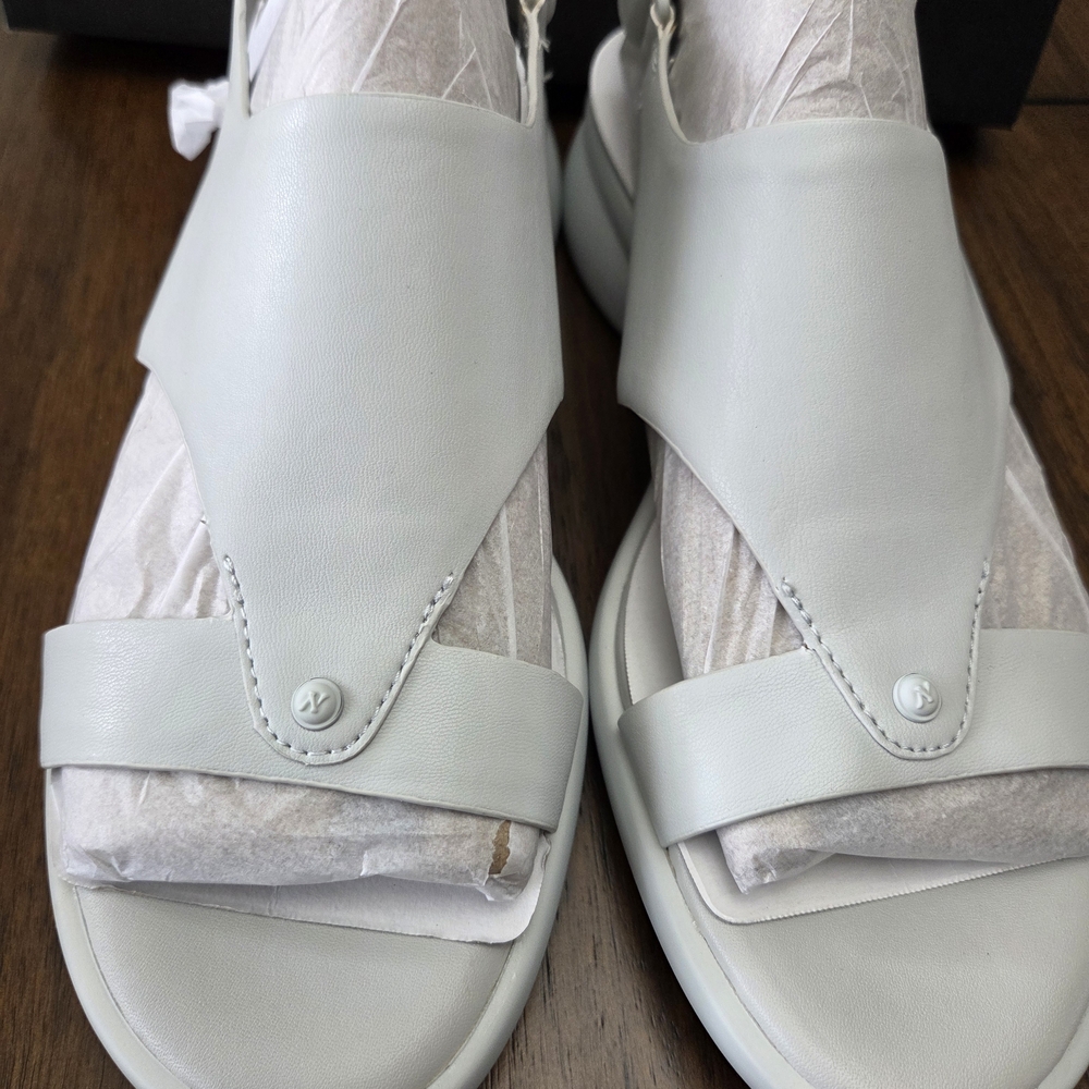 Naturalizer womens Lillian MIST GREY SANDAL SIZE 10